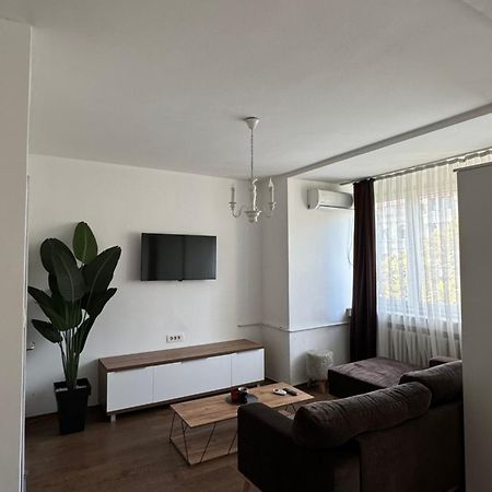 Mother Teresa Apartment سكوبجي المظهر الخارجي الصورة