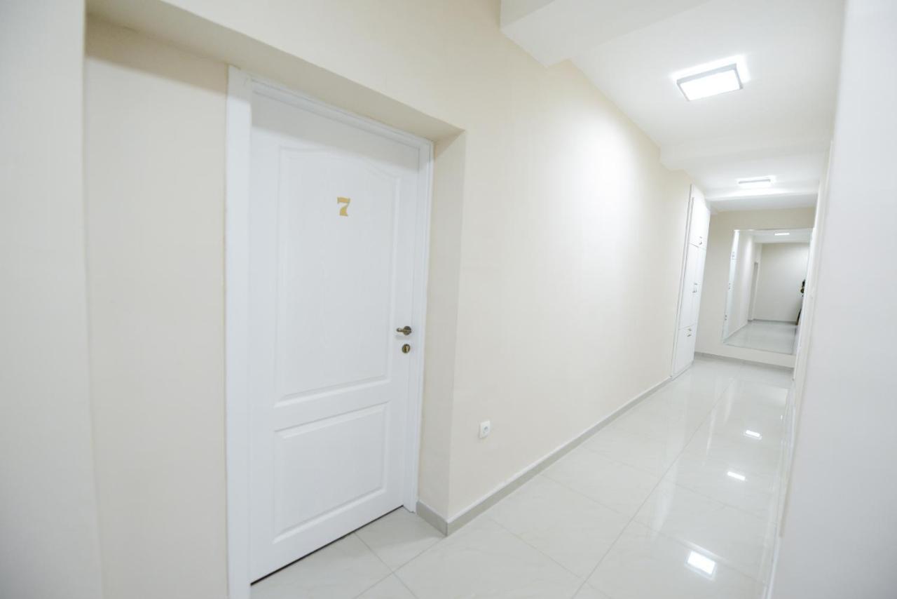 Mother Teresa Apartment سكوبجي المظهر الخارجي الصورة